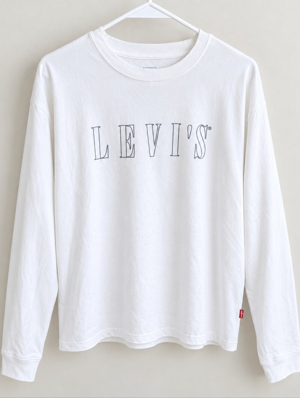 Levi's White Long-Sleeve Tee with Outline Logo